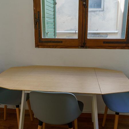 Central 1 Bedroom Apartment In The City Center Florence Luaran gambar